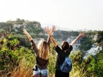 elle-viet-nam-du-lich-voi-cu-giai-6.webp